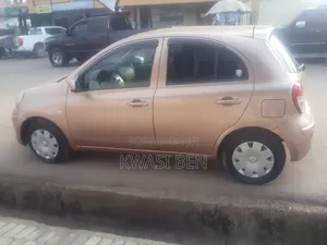 Nissan March 2009 Gold