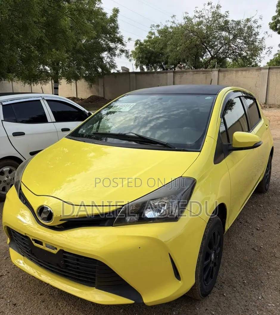 Toyota Vitz 1.3 AWD 3dr 2015 Yellow