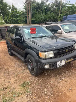 Infiniti QX4 2003 Black