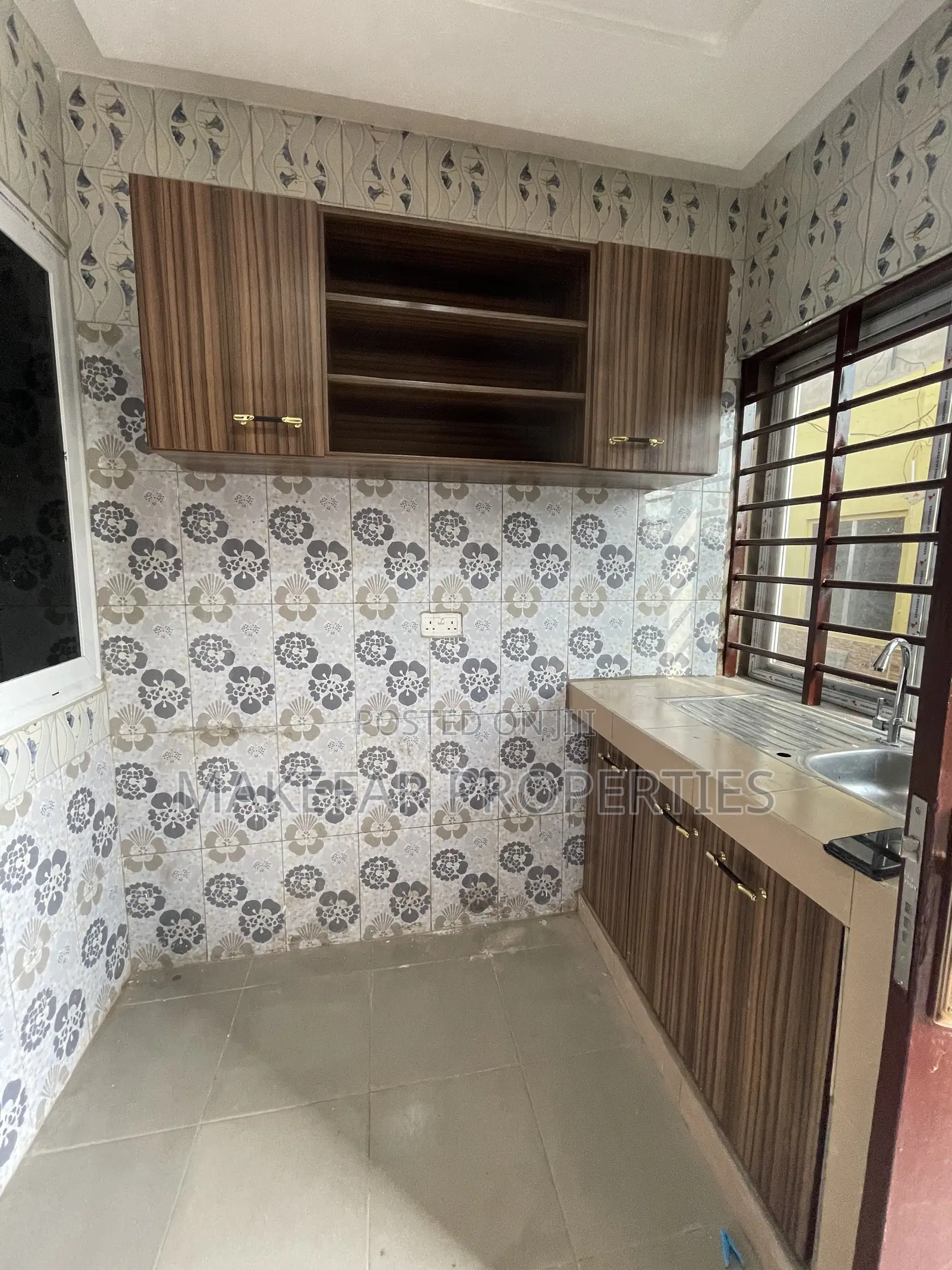 1bdrm House in East Legon for rent