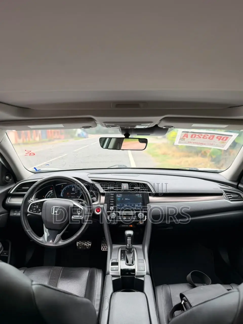 Honda Civic Touring Sedan 2019 White