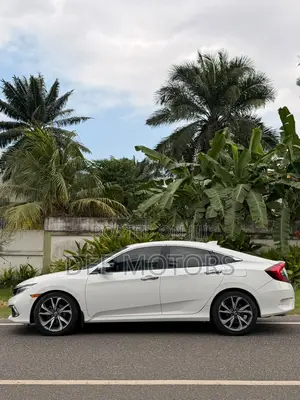 Honda Civic Touring Sedan 2019 White