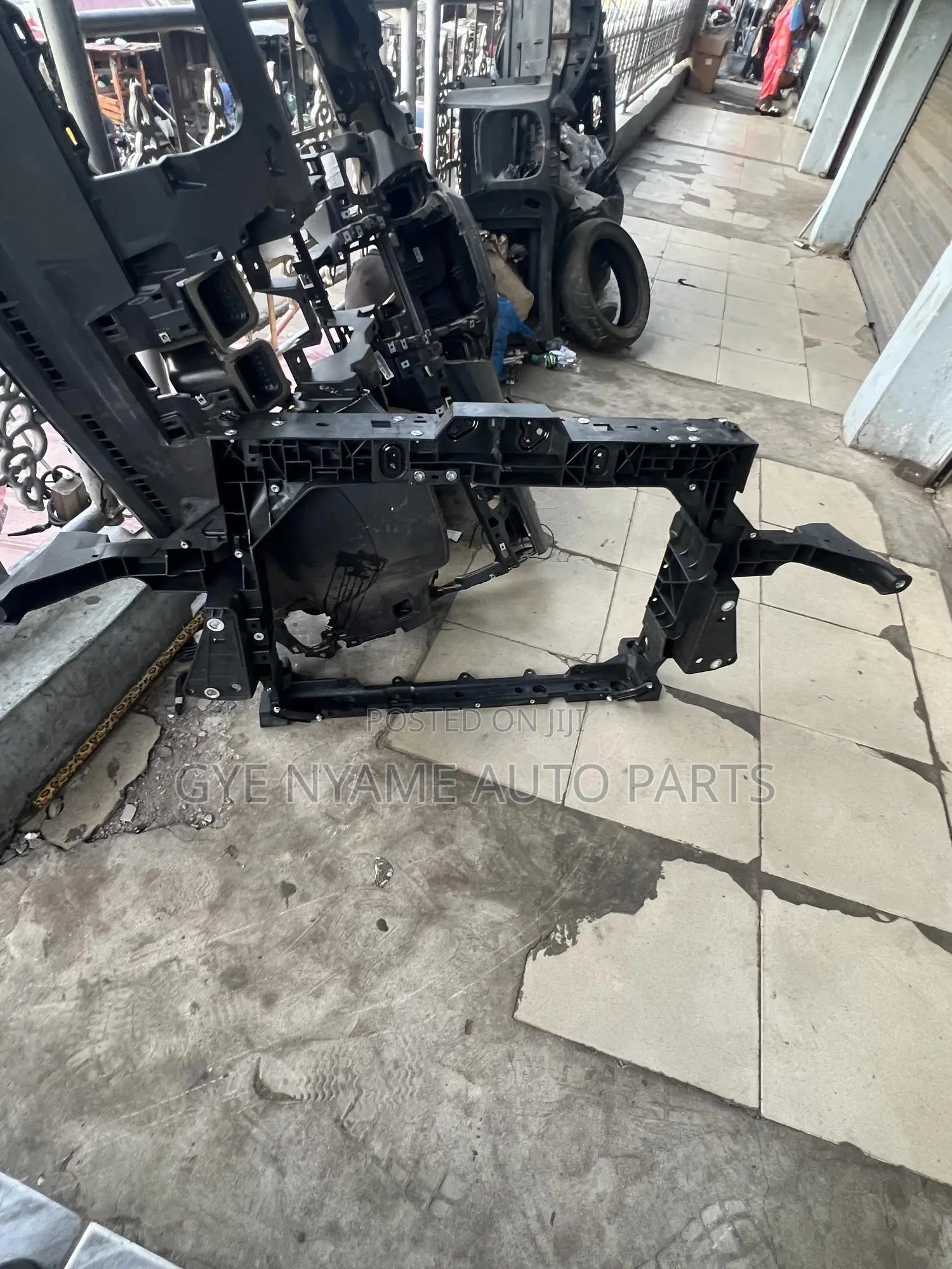 Honda CRV 2023:2026 Radiator Support