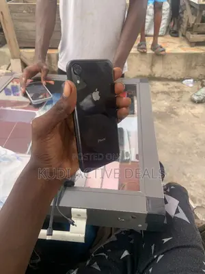 Apple iPhone XR 128 GB Black