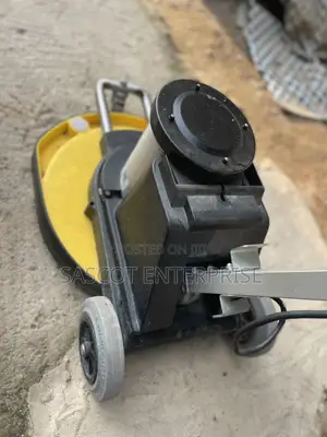 Numatic Heavy Duty Industrial Floor Polisher / Buffer Cleaner