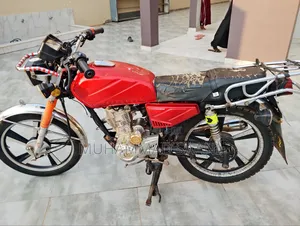 Royal RY125 2025 Red