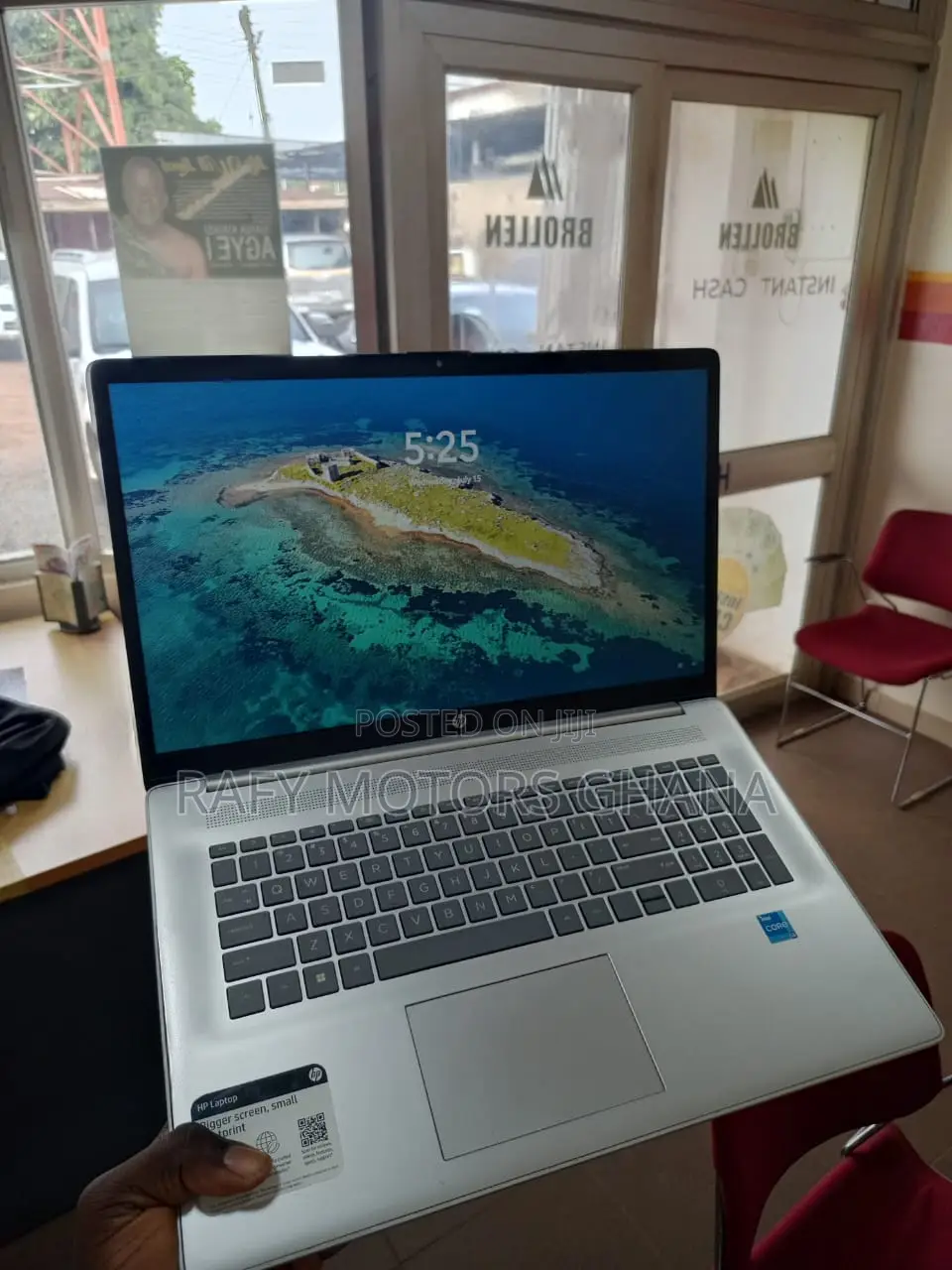 Laptop HP 17-3000 8GB Intel Core i3 SSD 500GB