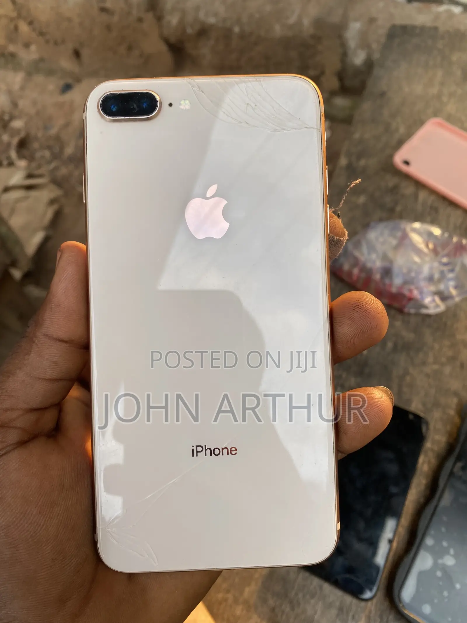 Apple iPhone 8 Plus 64 GB Gold