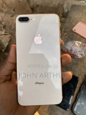 Apple iPhone 8 Plus 64 GB Gold