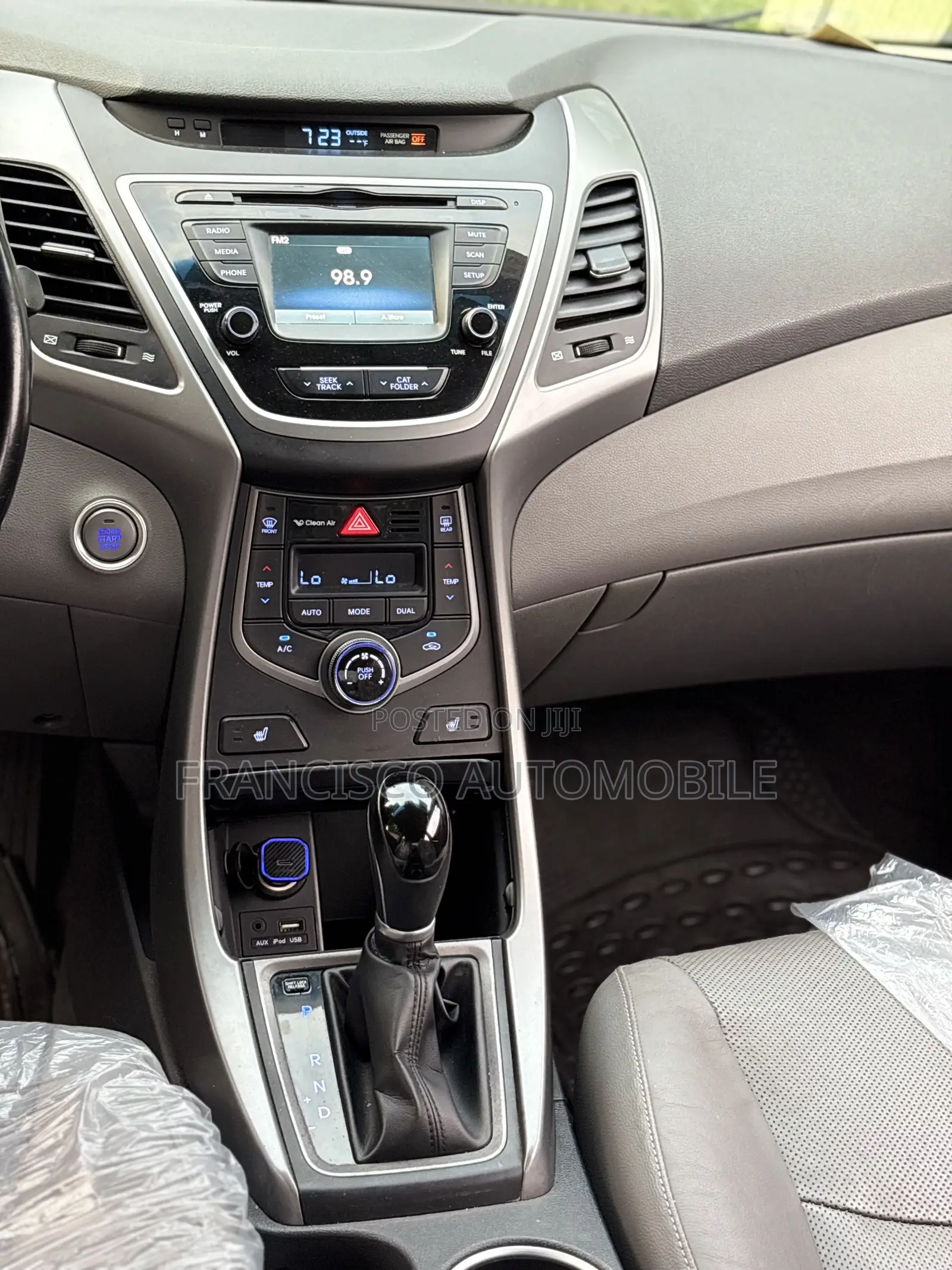 Hyundai Elantra Limited 4dr Sedan (1.8L 4cyl 6A) 2015 Red