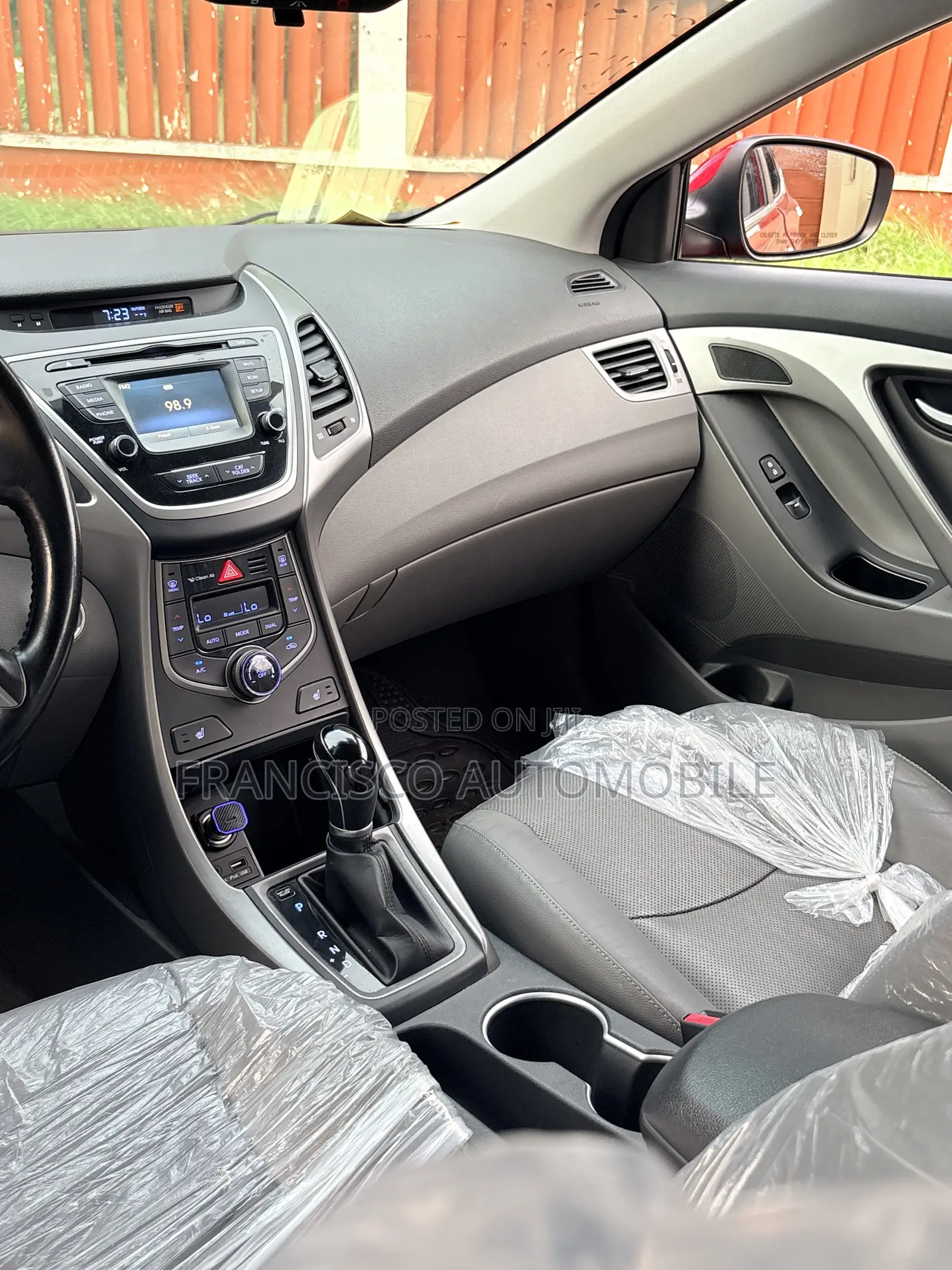 Hyundai Elantra Limited 4dr Sedan (1.8L 4cyl 6A) 2015 Red