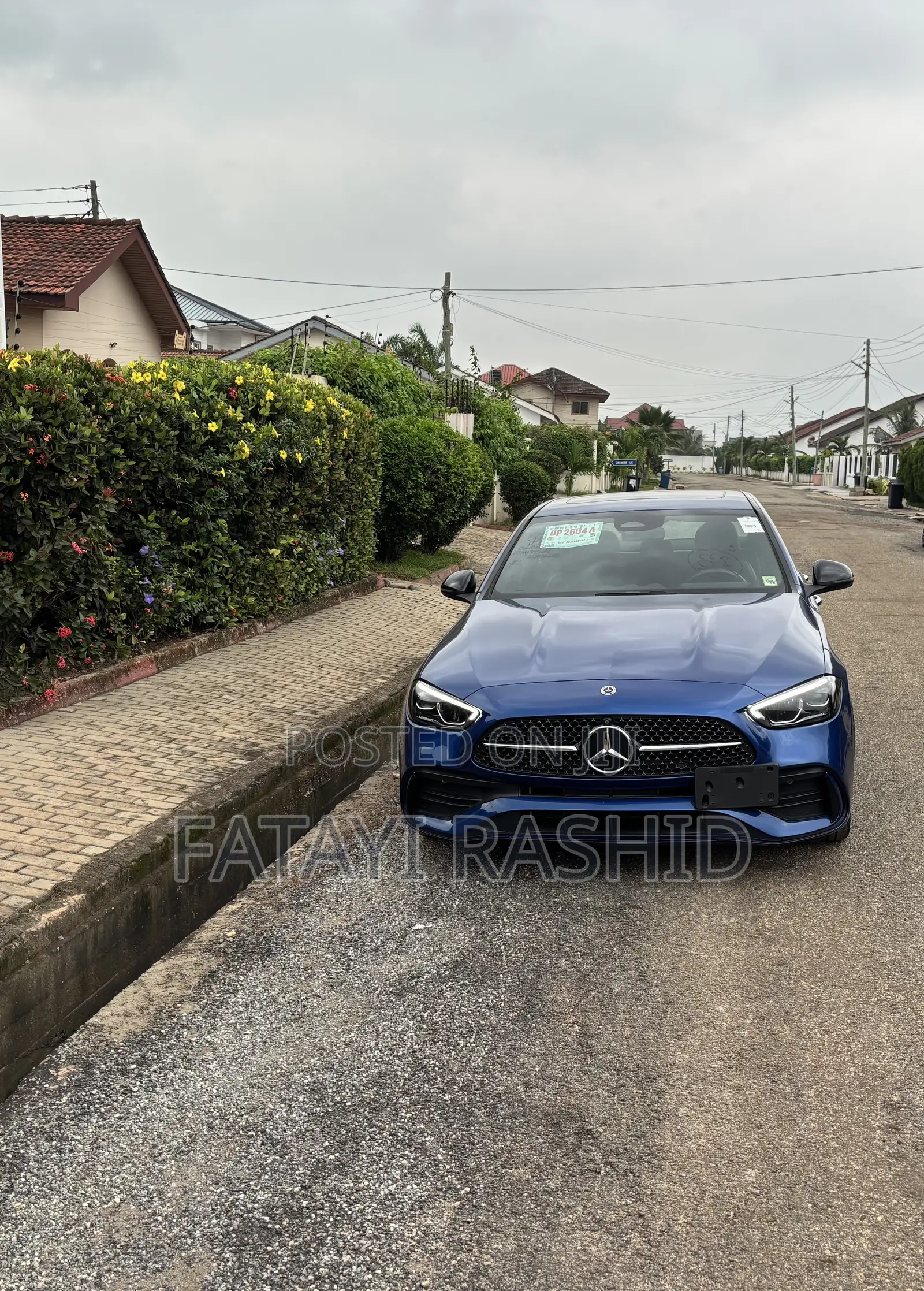 Mercedes-Benz C300 2023 Blue