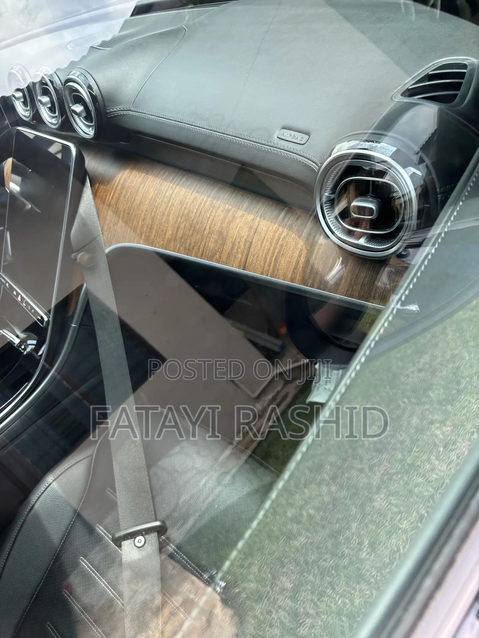 Mercedes-Benz C300 2023 Blue