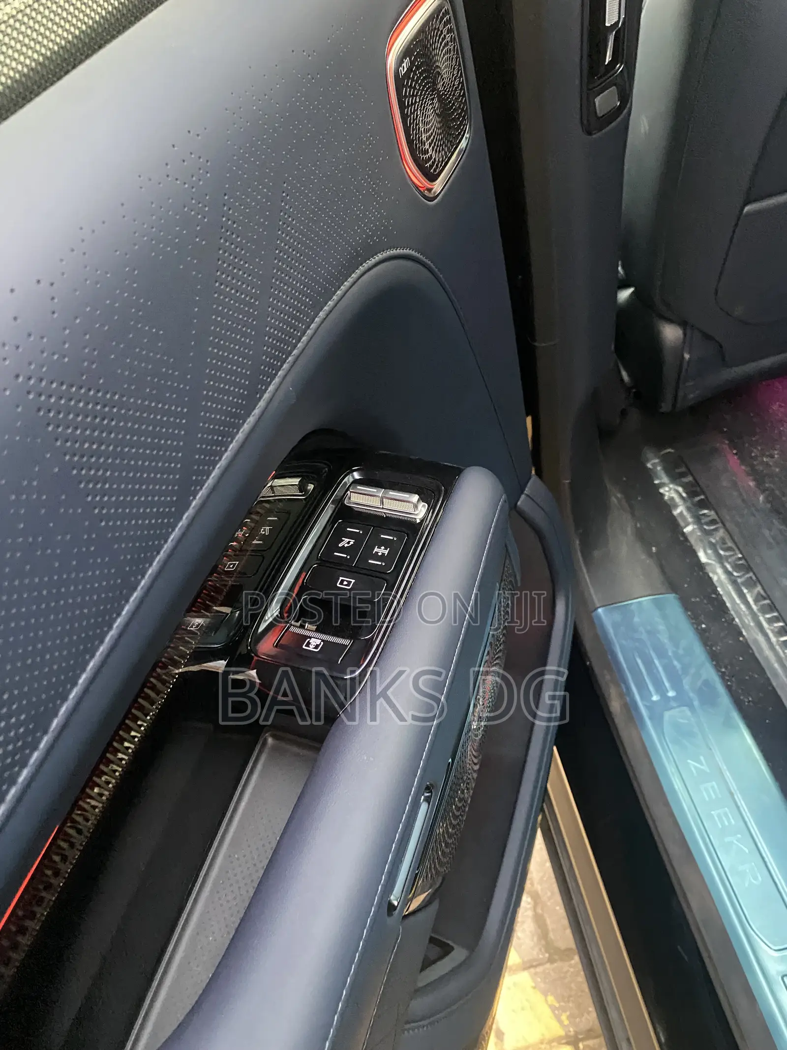 New Zeekr 9X 2025 Black