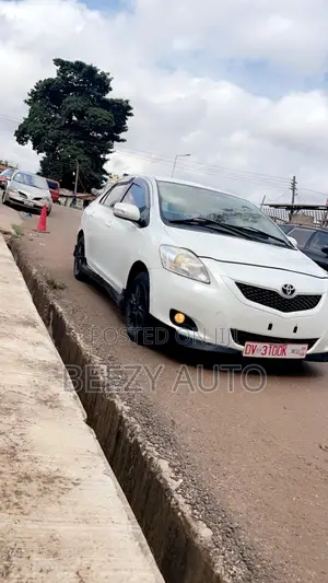 Toyota Belta 2010 White