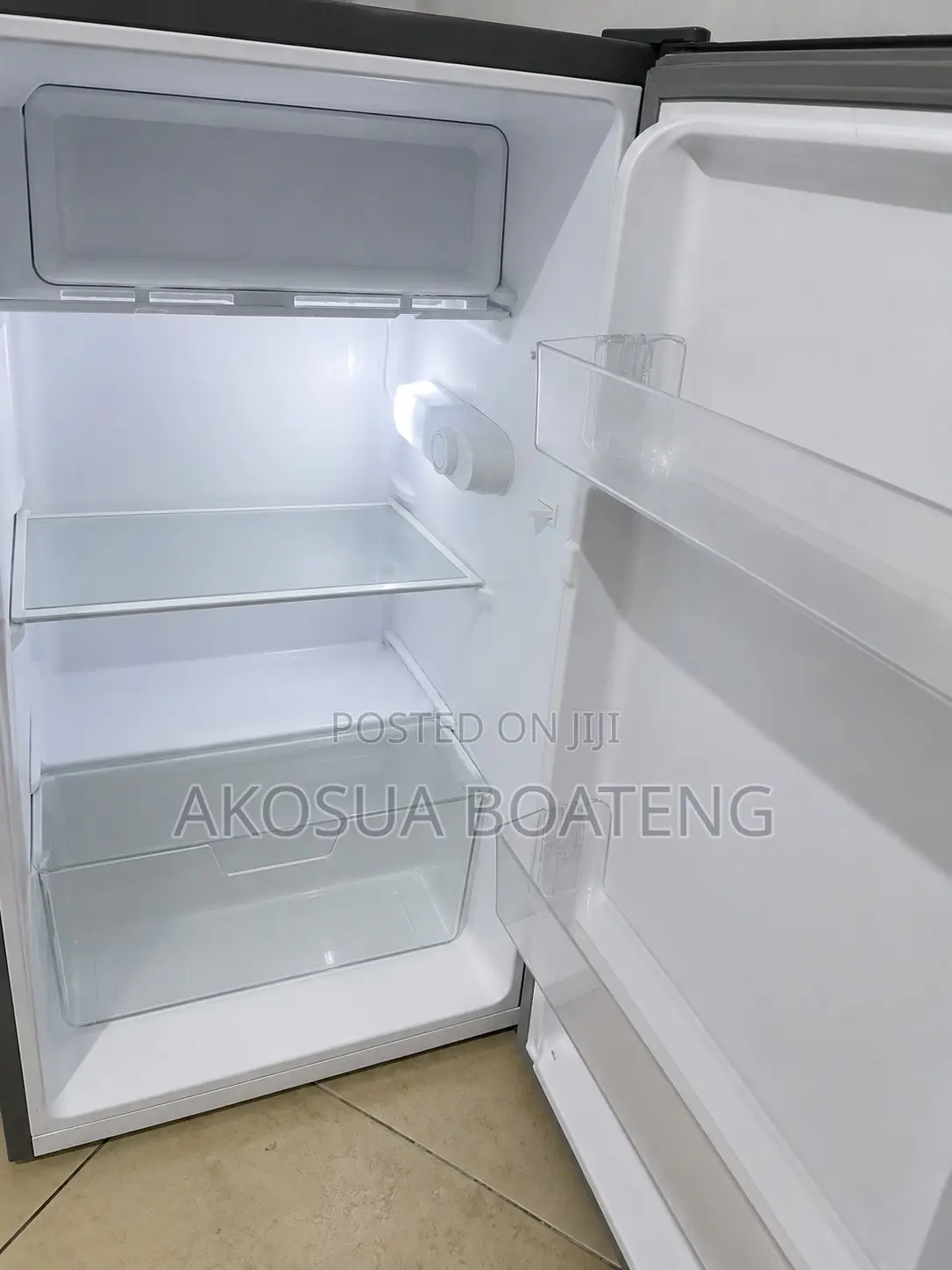 130L Hisense Table Top Refrigerator for Sale - KUMASI