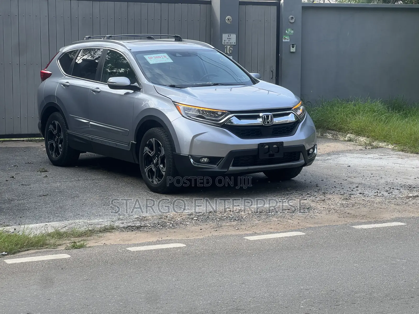 Honda CR-V Touring 4dr SUV AWD (1.5L 4cyl CVT) 2017 Silver