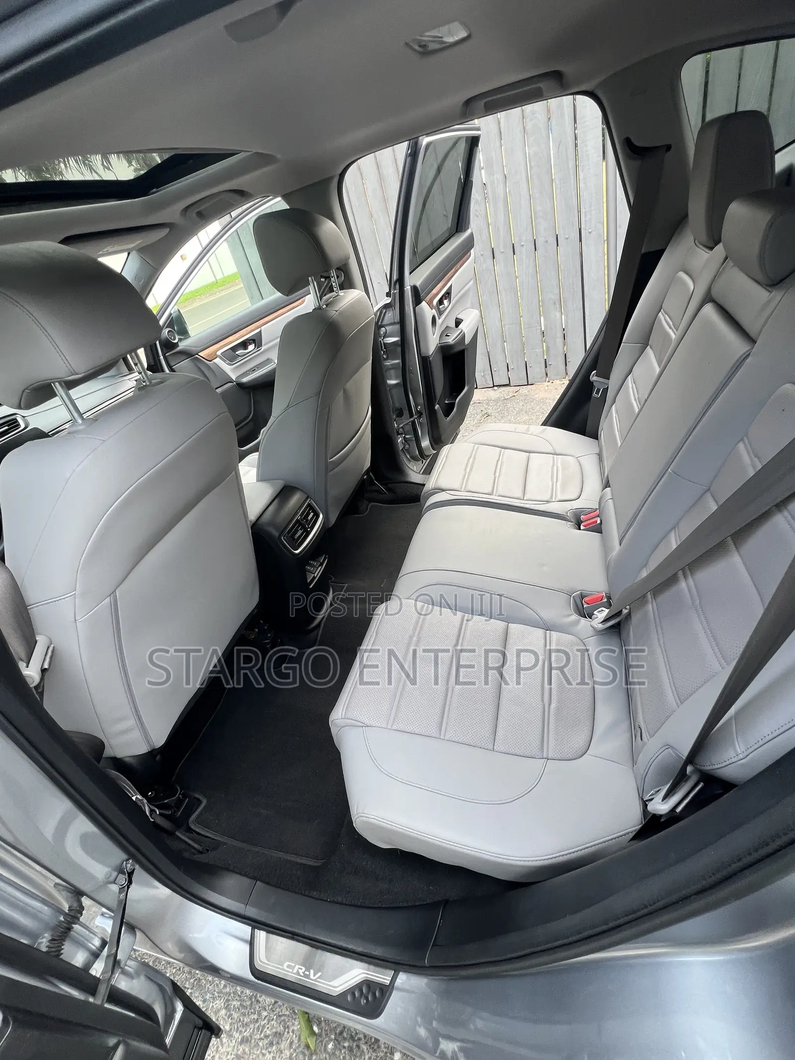 Honda CR-V Touring 4dr SUV AWD (1.5L 4cyl CVT) 2017 Silver