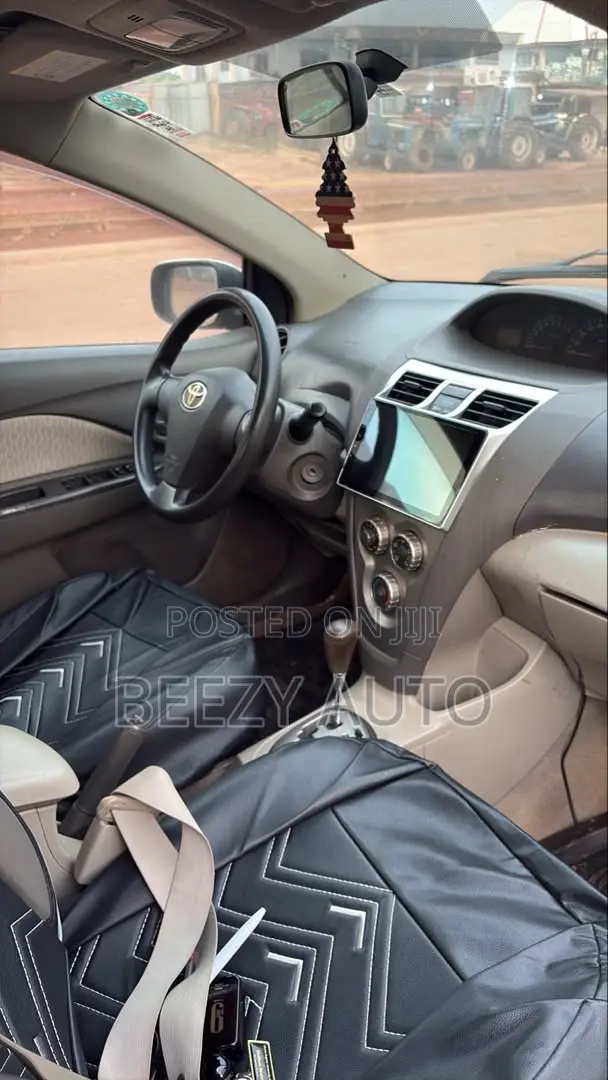 Toyota Belta 2010 White
