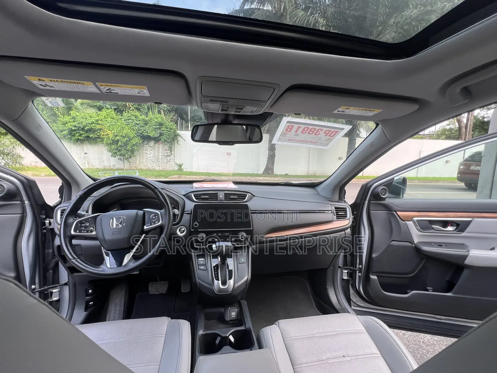Honda CR-V Touring 4dr SUV AWD (1.5L 4cyl CVT) 2017 Silver