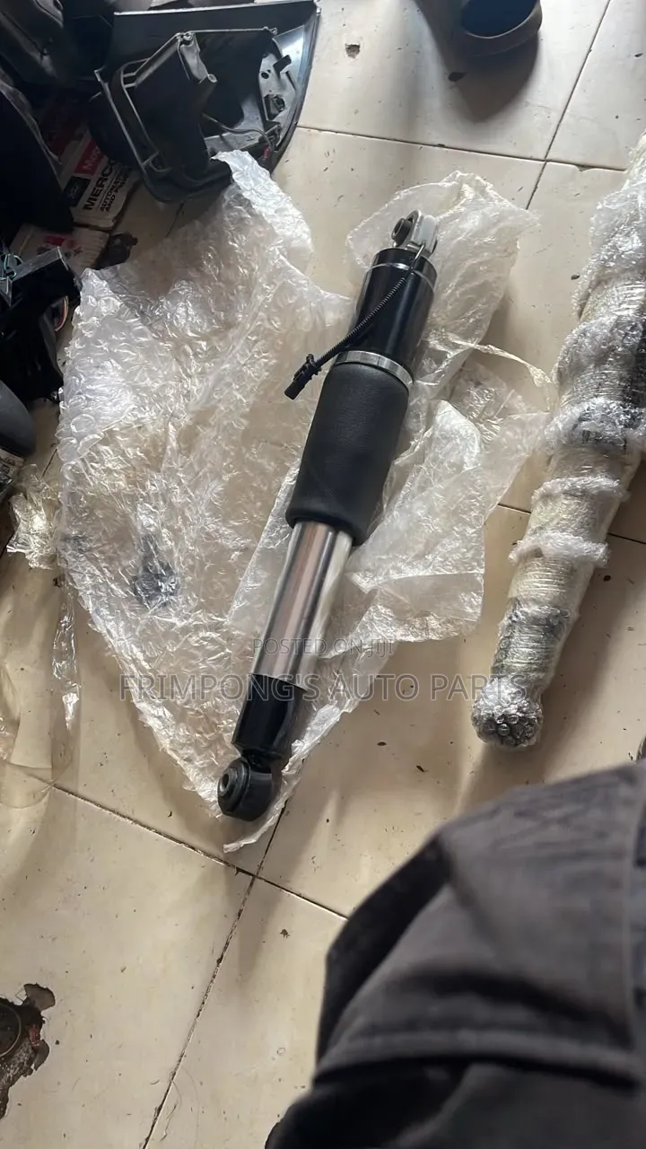 Chevrolet Escalade 2016 Back Shocks Absorbers