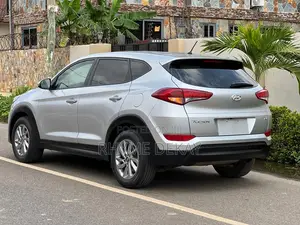 Hyundai Tucson SE AWD 2018 Gray
