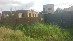 6bdrm Apartment in Awutu Senya East Municipal for sale