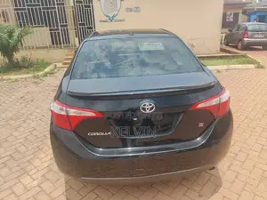Toyota Corolla SE 4dr Sedan (1.8L 4cyl CVT) 2017 Black