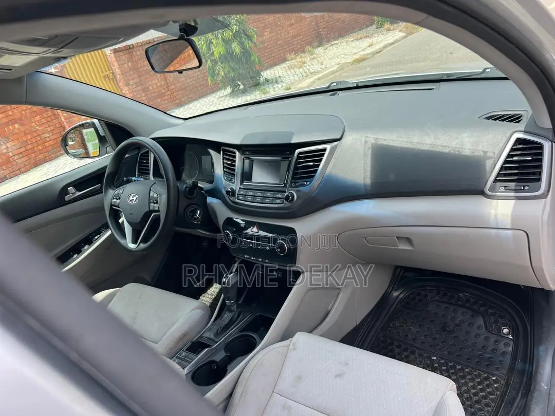 Hyundai Tucson SE AWD 2018 Gray