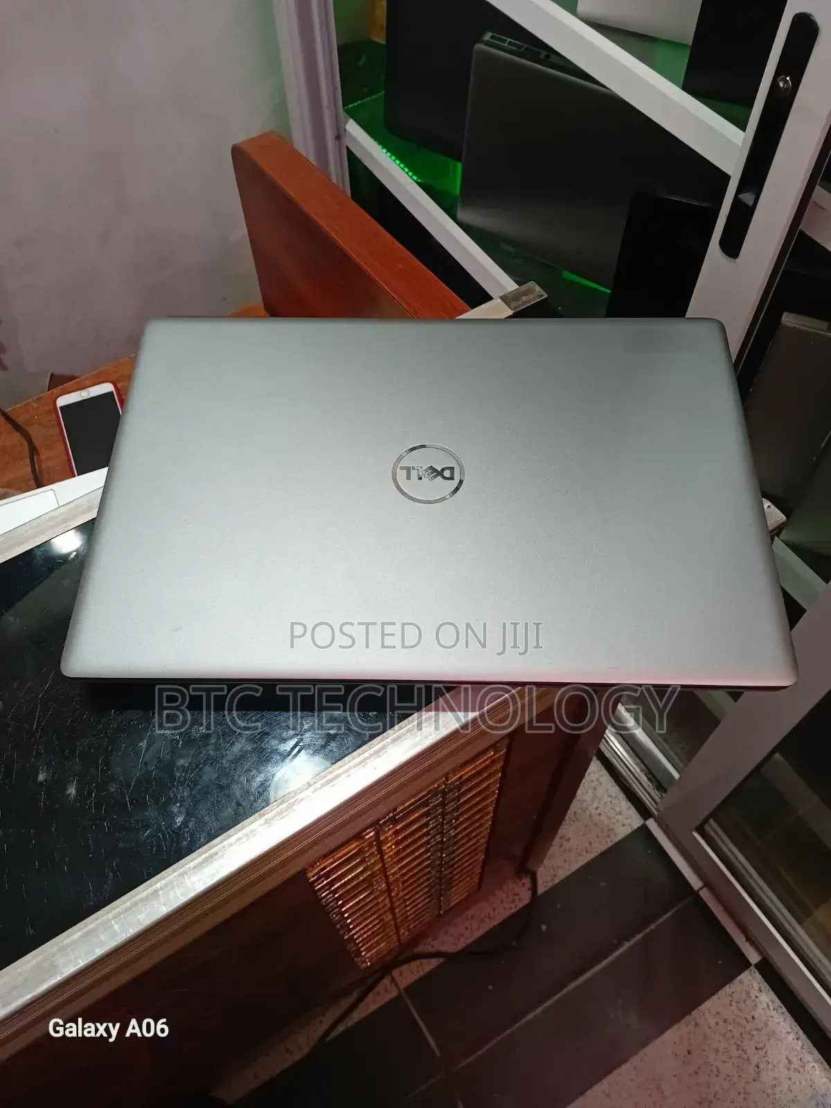Laptop Dell Precision 15 7550 16GB Intel Core i5 SSD 512GB
