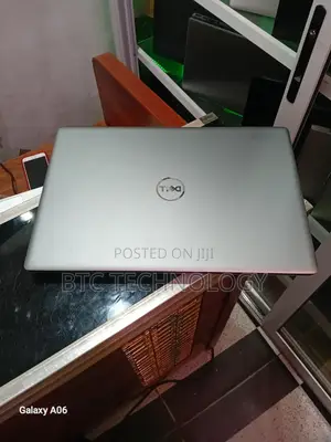 Laptop Dell Precision 15 7550 16GB Intel Core i5 SSD 512GB