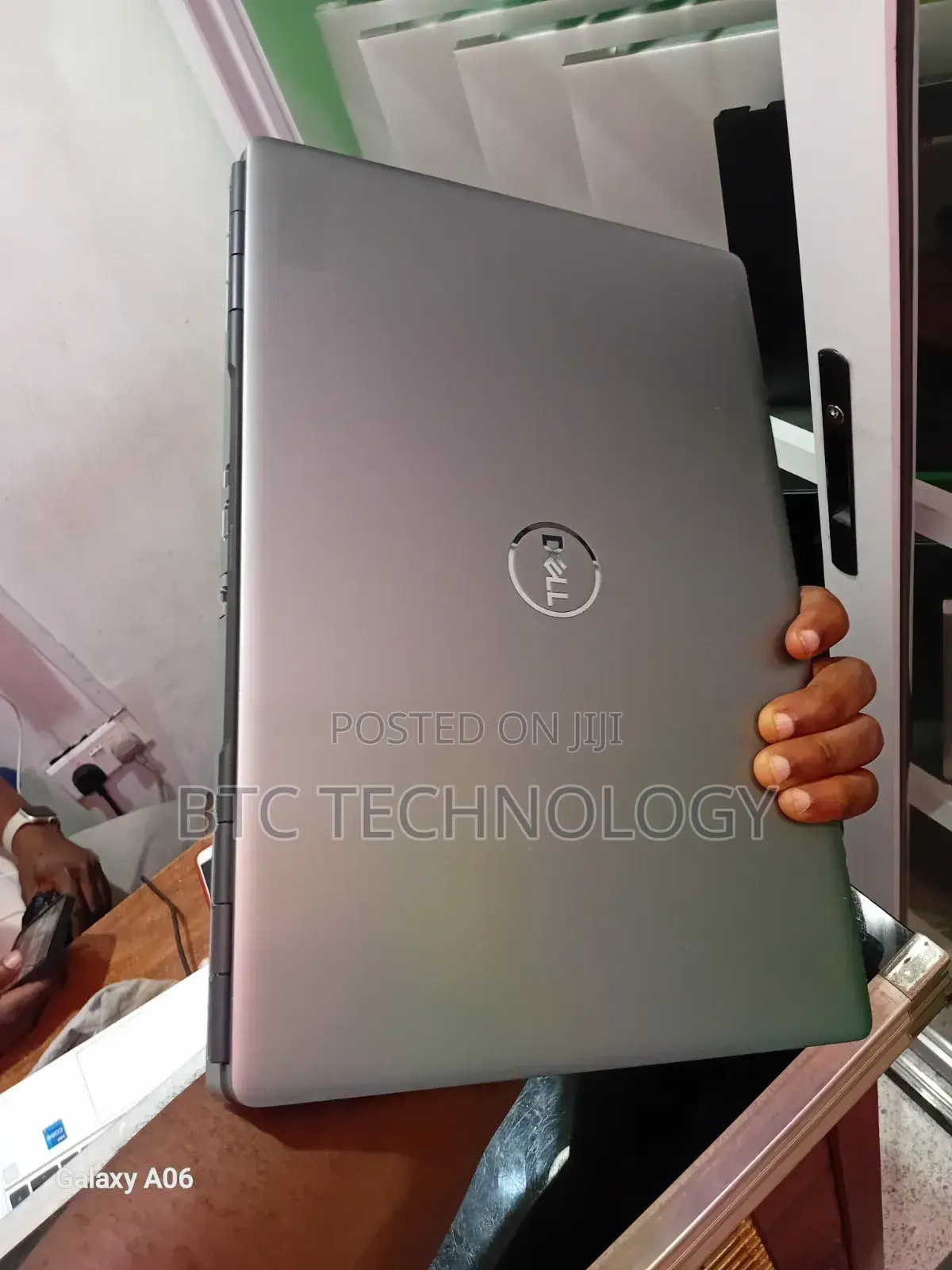 Laptop Dell Precision 15 7550 16GB Intel Core i5 SSD 512GB