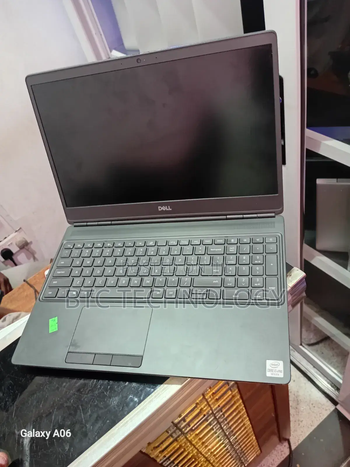 Laptop Dell Precision 15 7550 16GB Intel Core i5 SSD 512GB