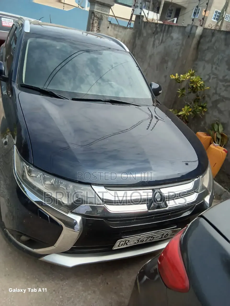Mitsubishi Outlander 2016 Blue