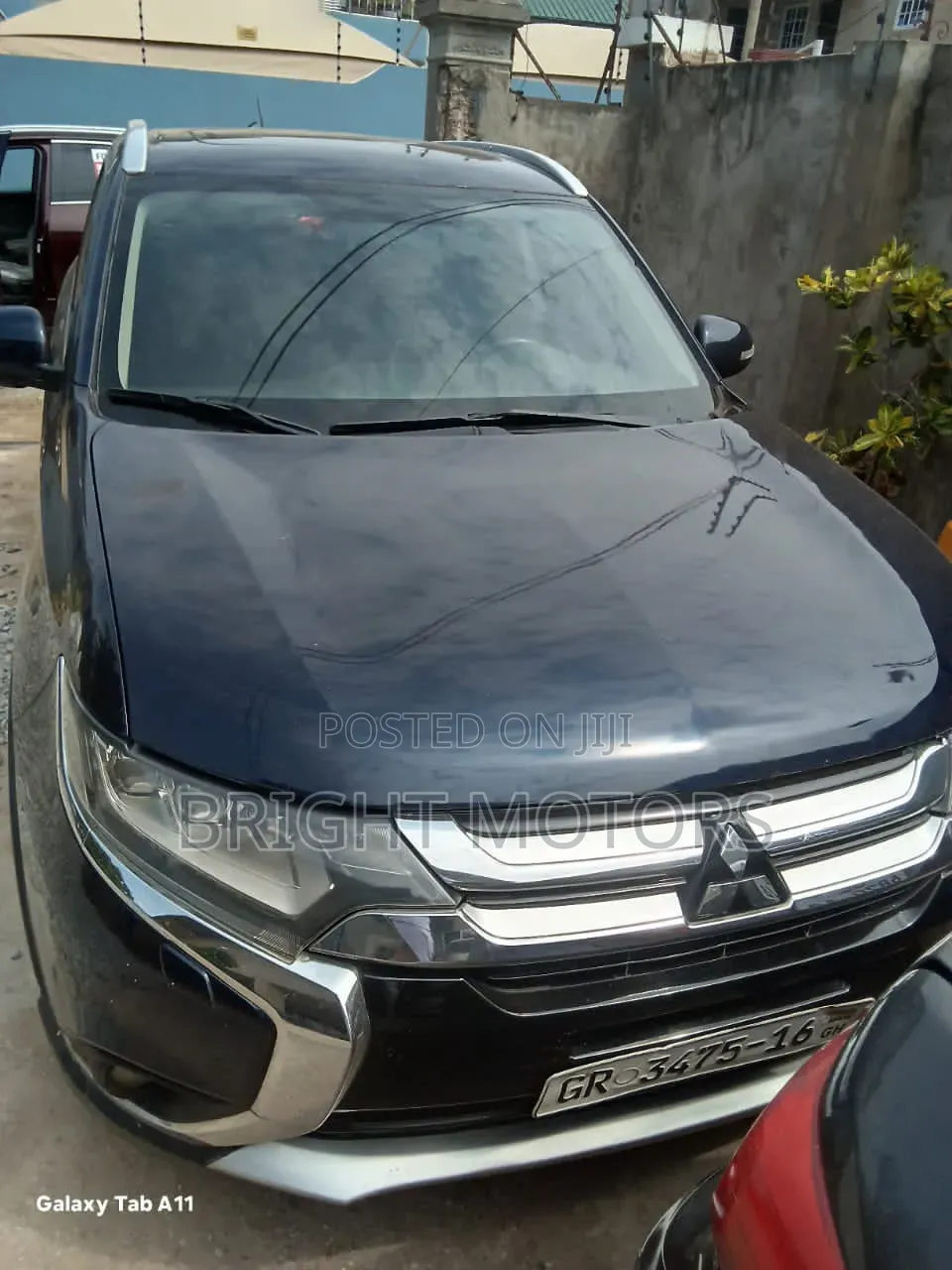 Mitsubishi Outlander 2016 Blue