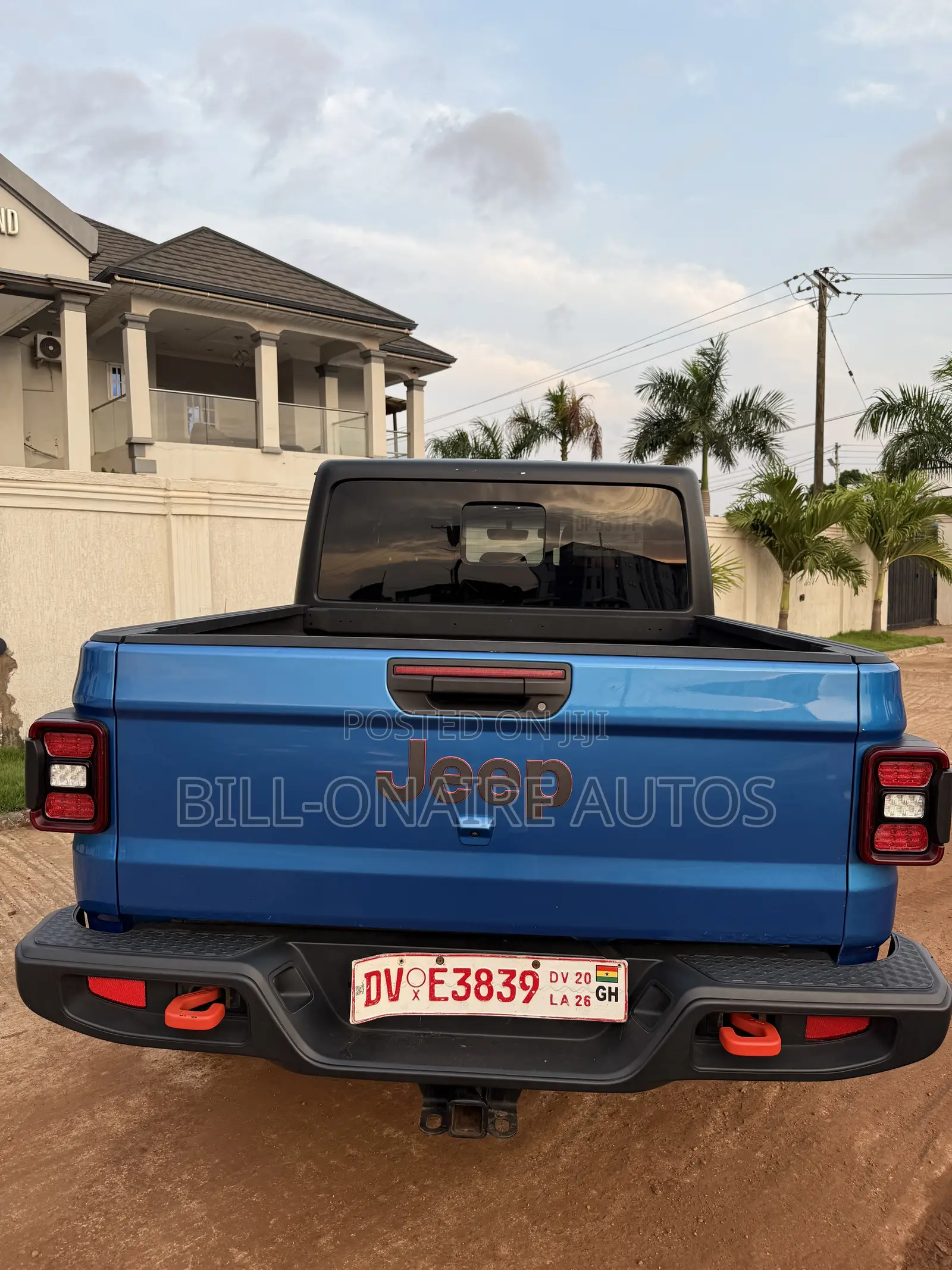 Jeep Gladiator Mojave 2022 Blue