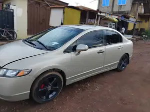 Honda Civic 1.6i Sport Automatic 2009 Ivory