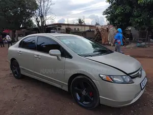 Honda Civic 1.6i Sport Automatic 2009 Ivory