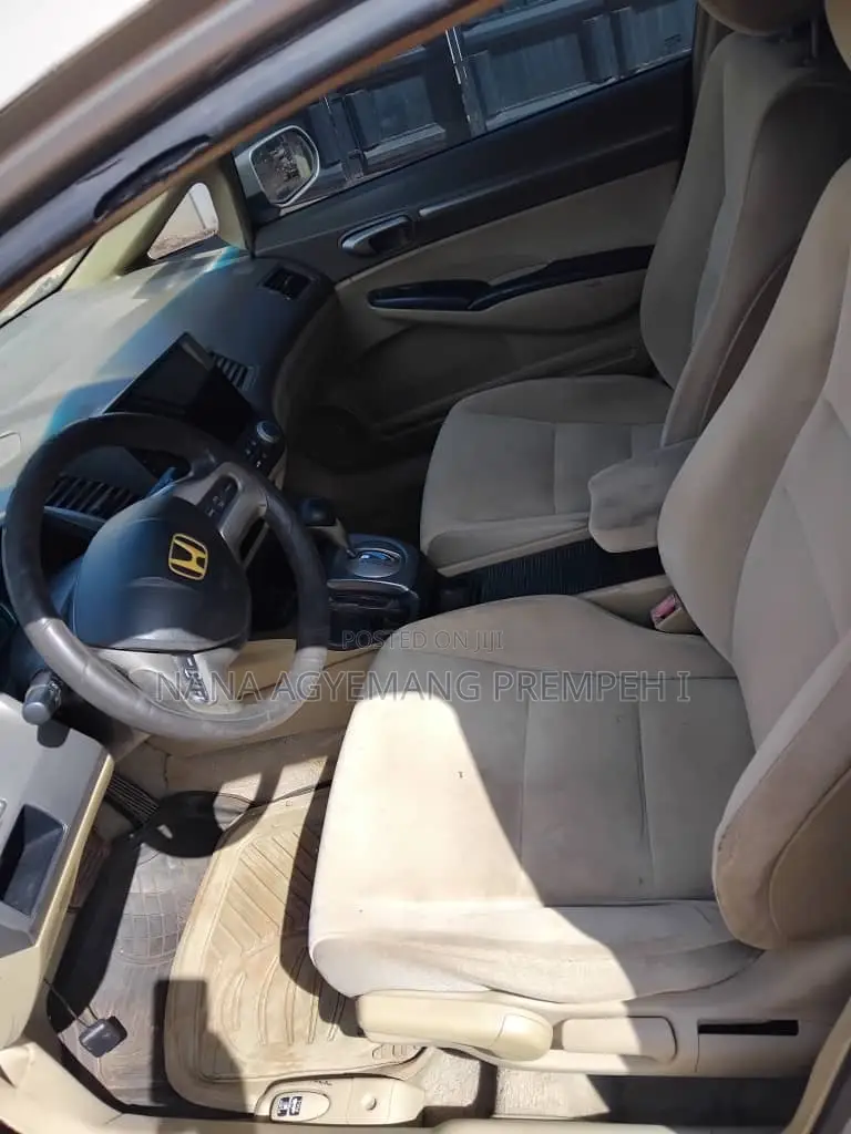 Honda Civic 1.6i Sport Automatic 2009 Ivory
