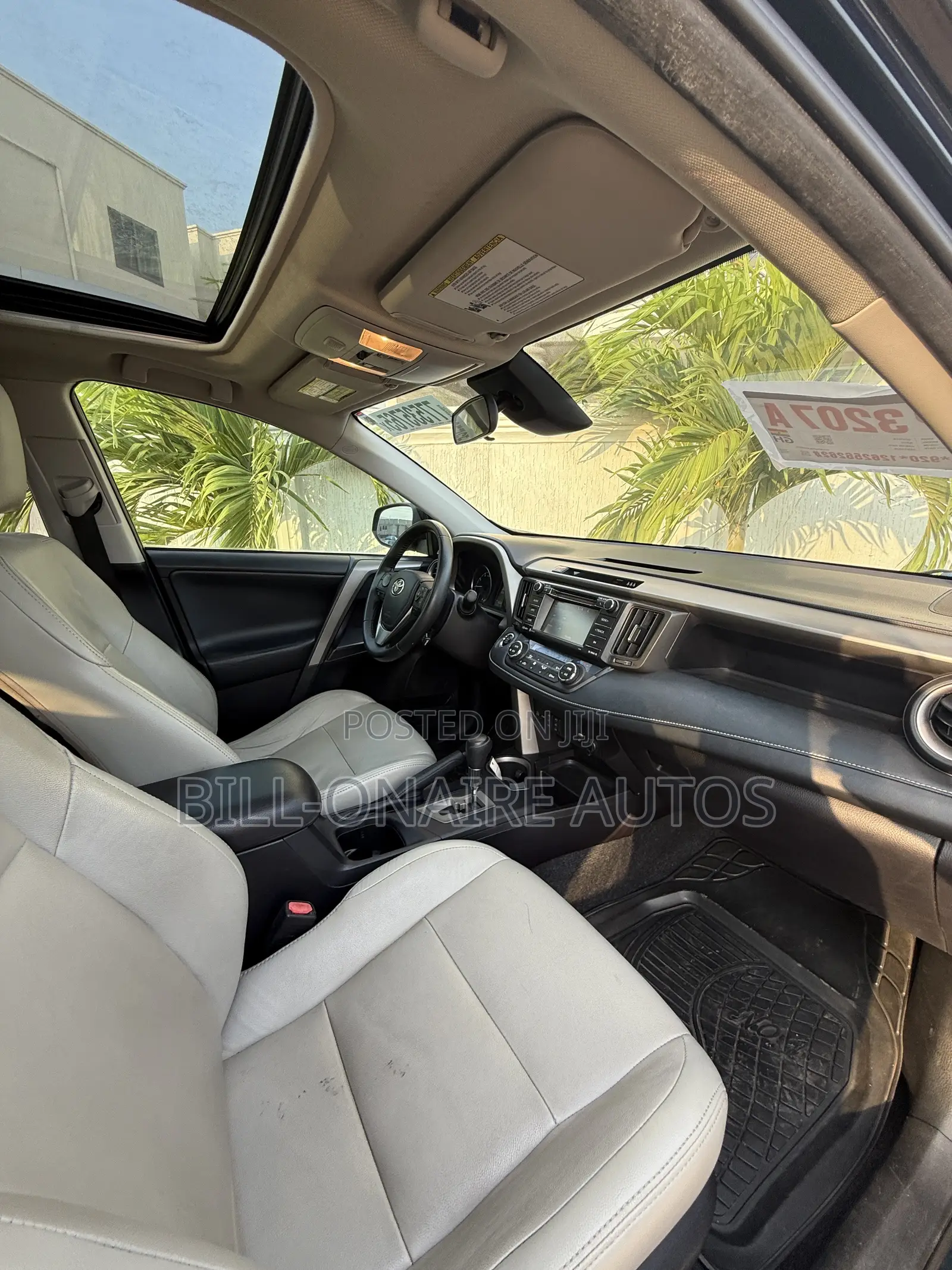 Toyota RAV4 XLE 4dr SUV (2.5L 4cyl 6A) 2018 Green
