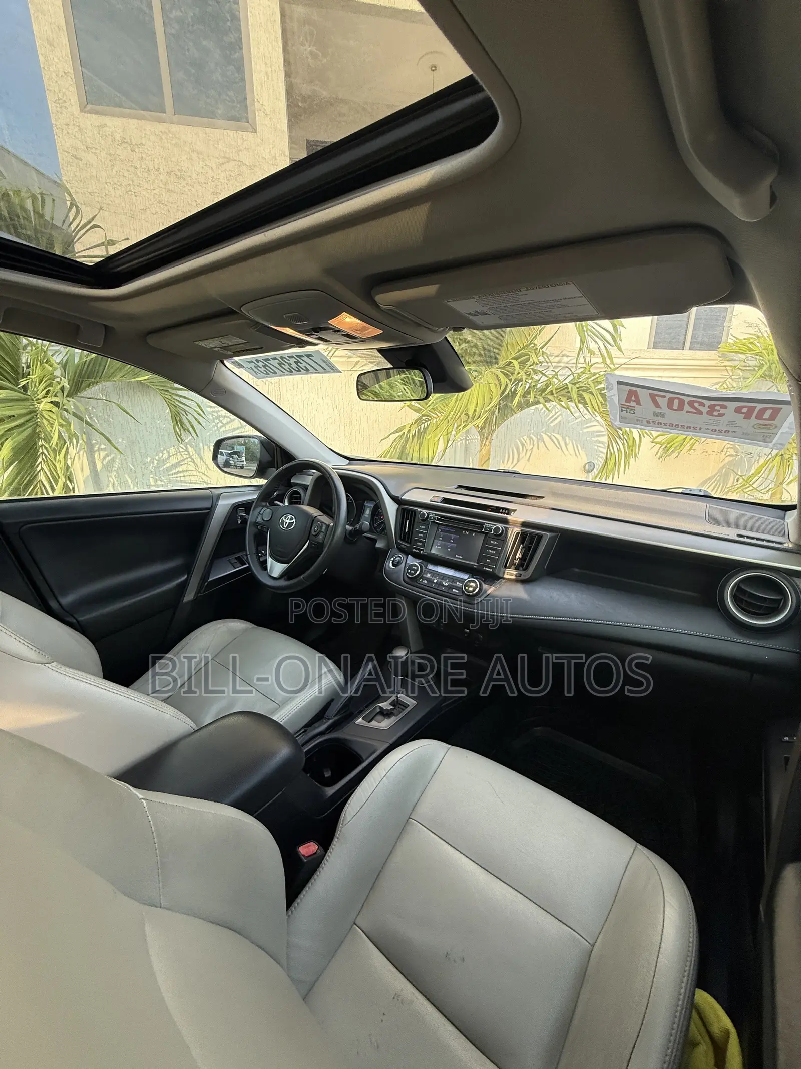 Toyota RAV4 XLE 4dr SUV (2.5L 4cyl 6A) 2018 Green