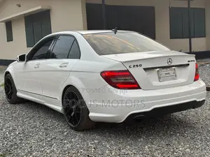 Mercedes-Benz C250 2015 White