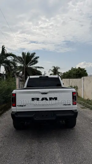 Dodge RAM 2023 White