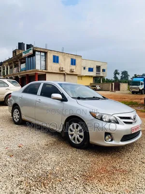 Toyota Corolla 2013 Silver