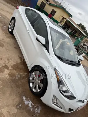 Hyundai Elantra Limited 2012 White