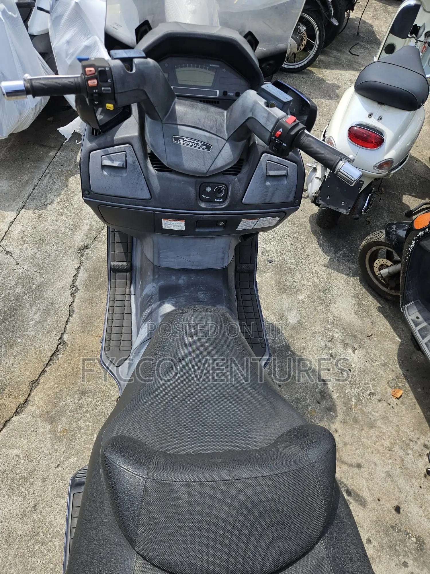 Suzuki Volusia 2013 Beige