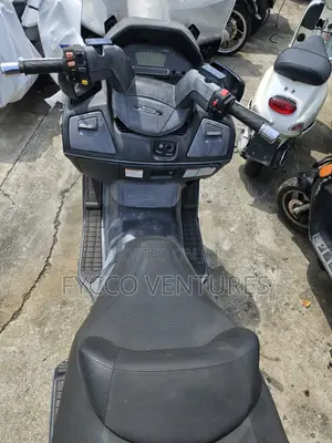 Suzuki Volusia 2013 Beige