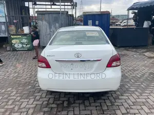 Toyota Belta 2010 White