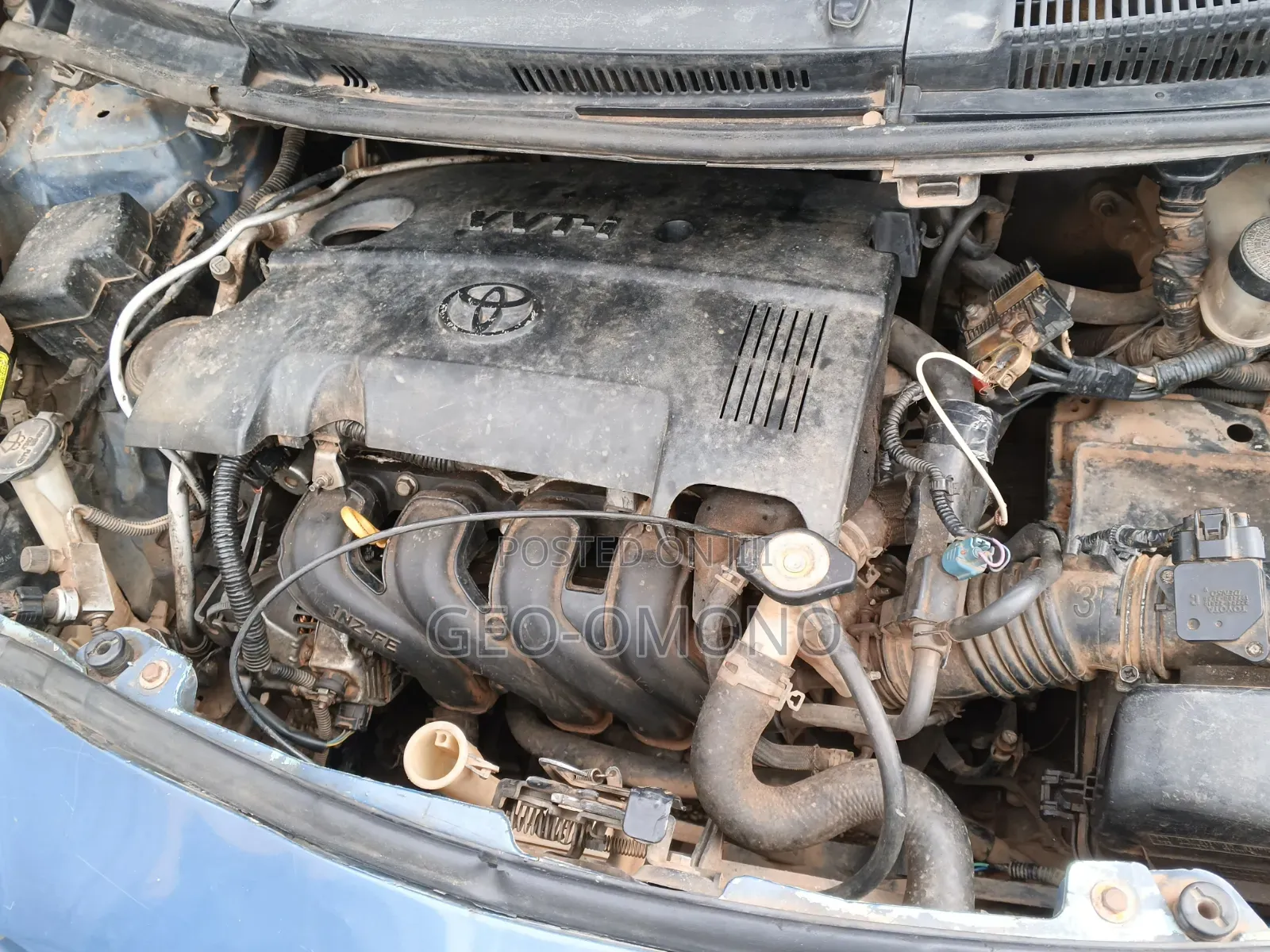 Toyota Vitz 2010 Blue