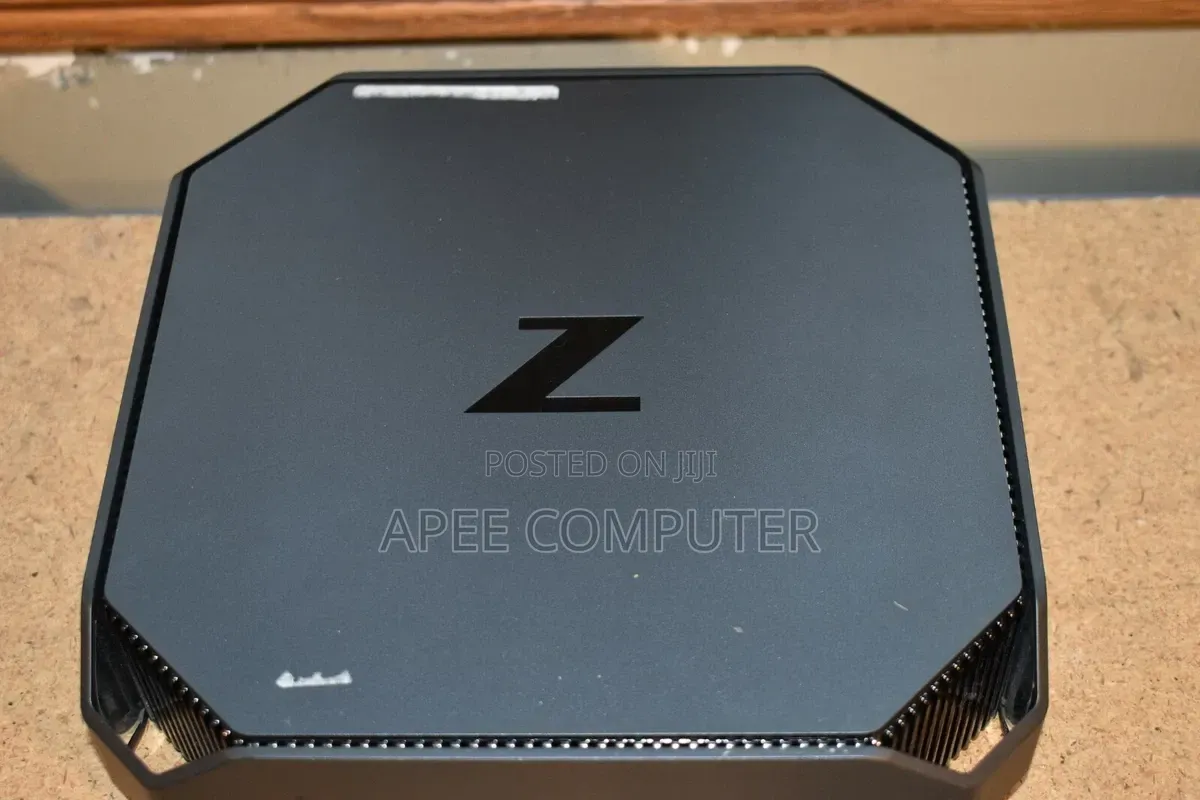 Desktop Computer HP Z2 G4 Mini 16GB Intel Core i7 HDD+SSD 1.5T